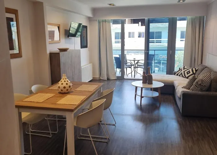 Cosy Apartment Near The Old Town And Harbour